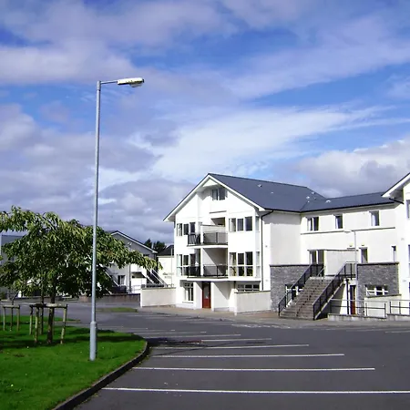 Dunaras Village